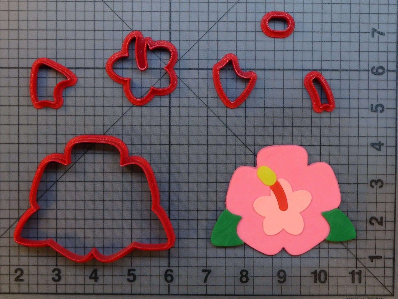 Hibiscus 266-B534 Cookie Cutter Set