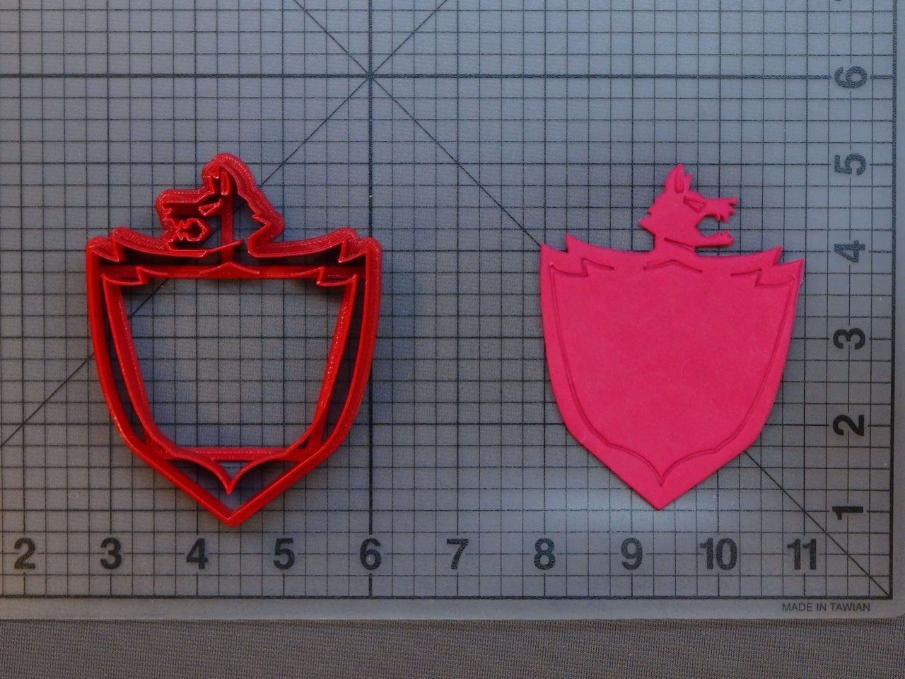 Pokemon Shield Logo 266-B554 Cookie Cutter