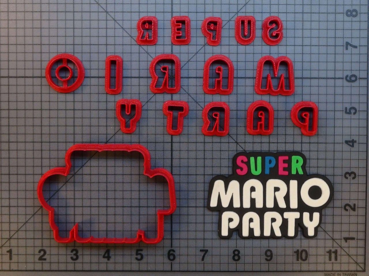 Super Mario Party Logo 266-B201 Cookie Cutter Set