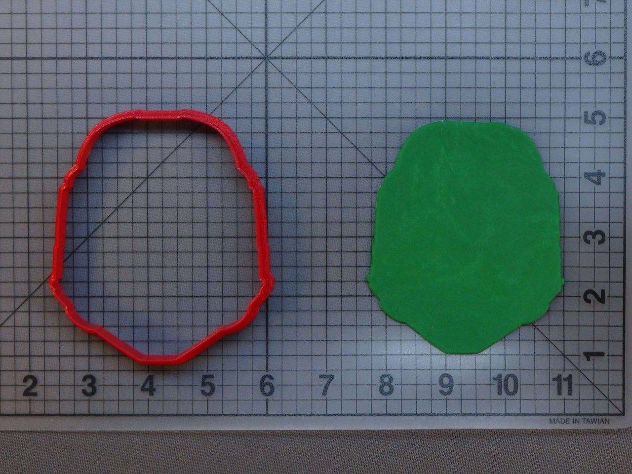 Halo - Master Chiefs Helmet 266-B995 Cookie Cutter Silhouette