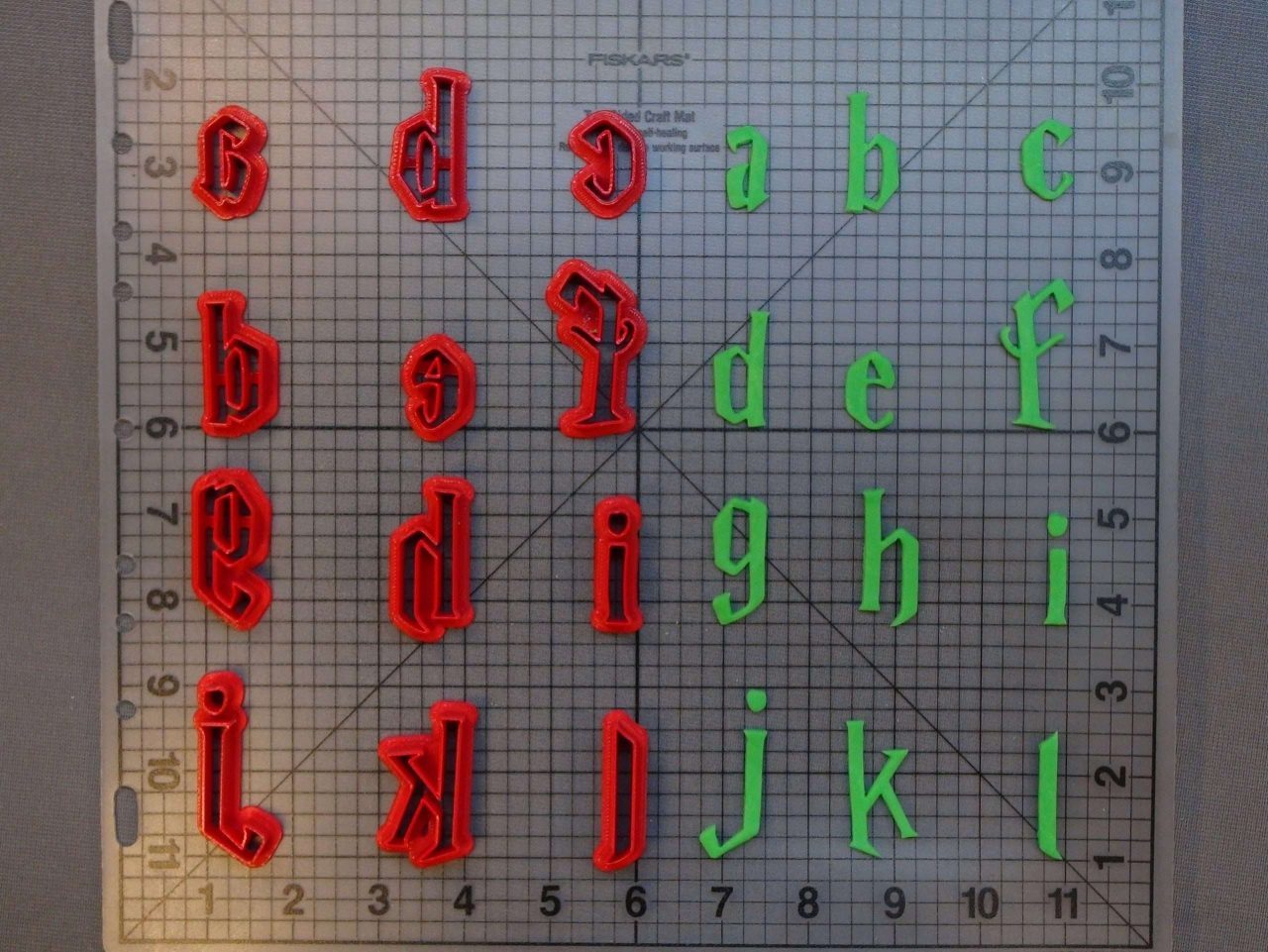 Harry Potter Font Lowercase 266-B992 Cookie Cutters (1)