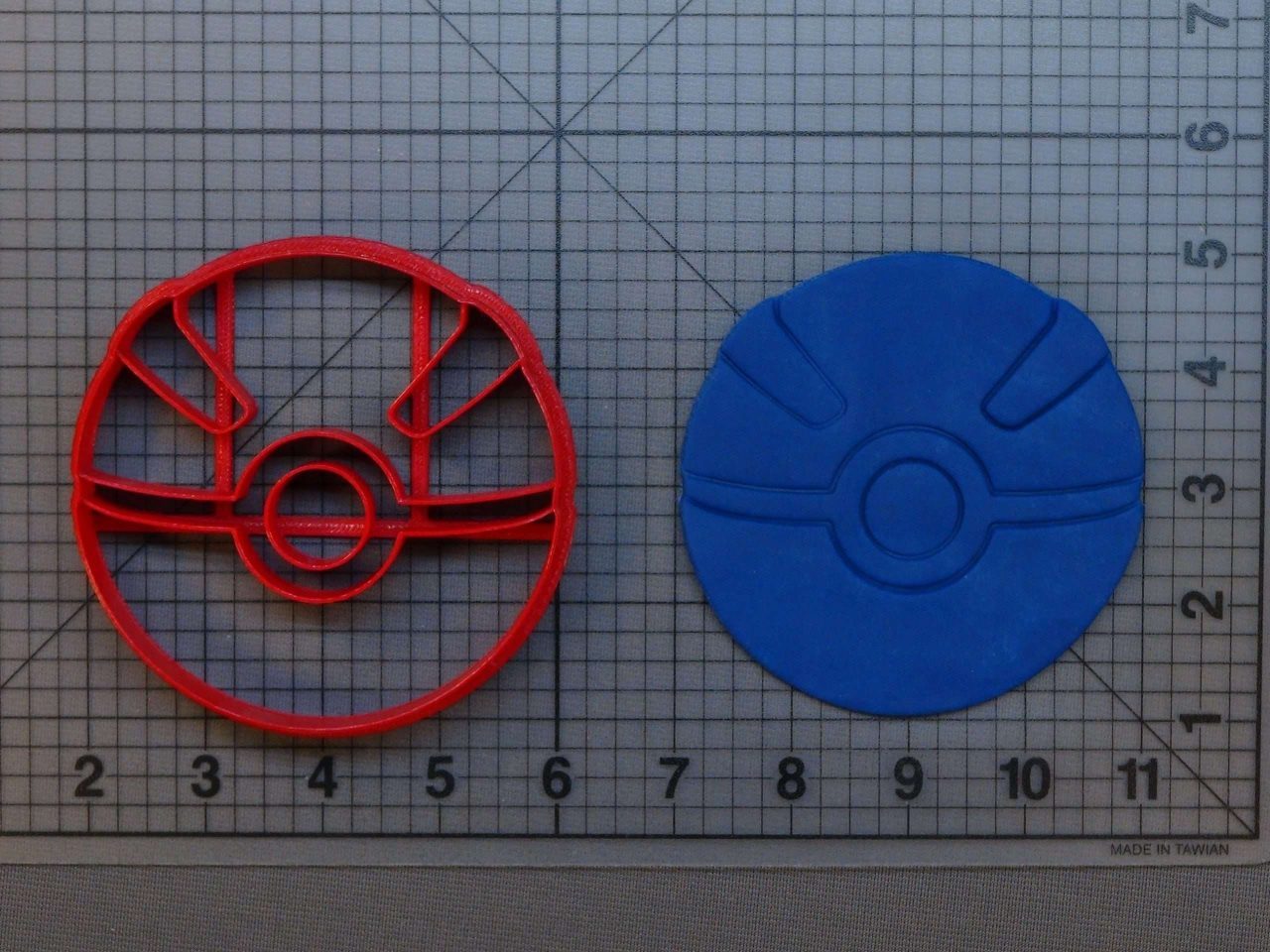 Pokemon - Greatball 266-B704 Cookie Cutter