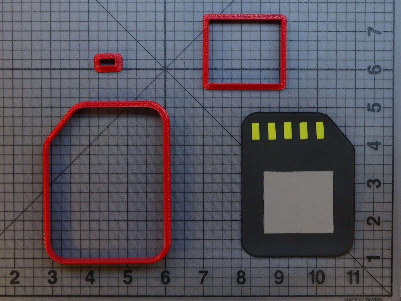 SD Card 266-B655 Cookie Cutter Set