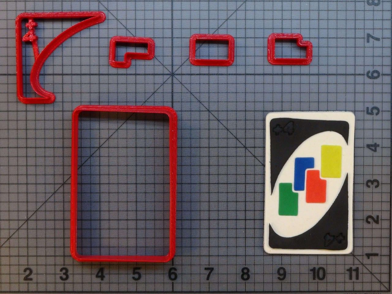 Uno - Wild Draw Four 266-B748 Cookie Cutter Set