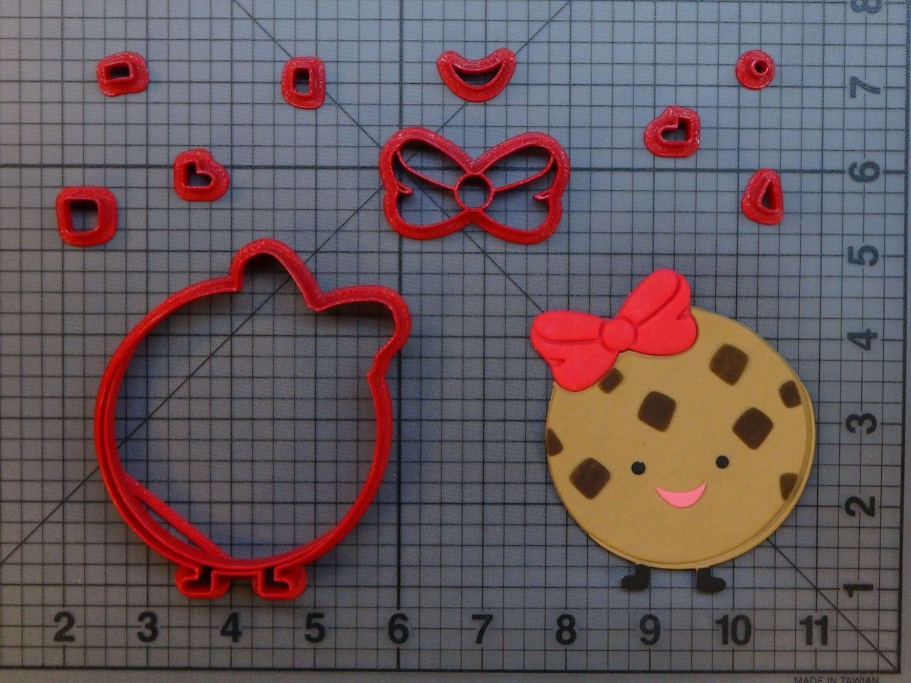 Cookie with Bow 266-B955 Cookie Cutter Set