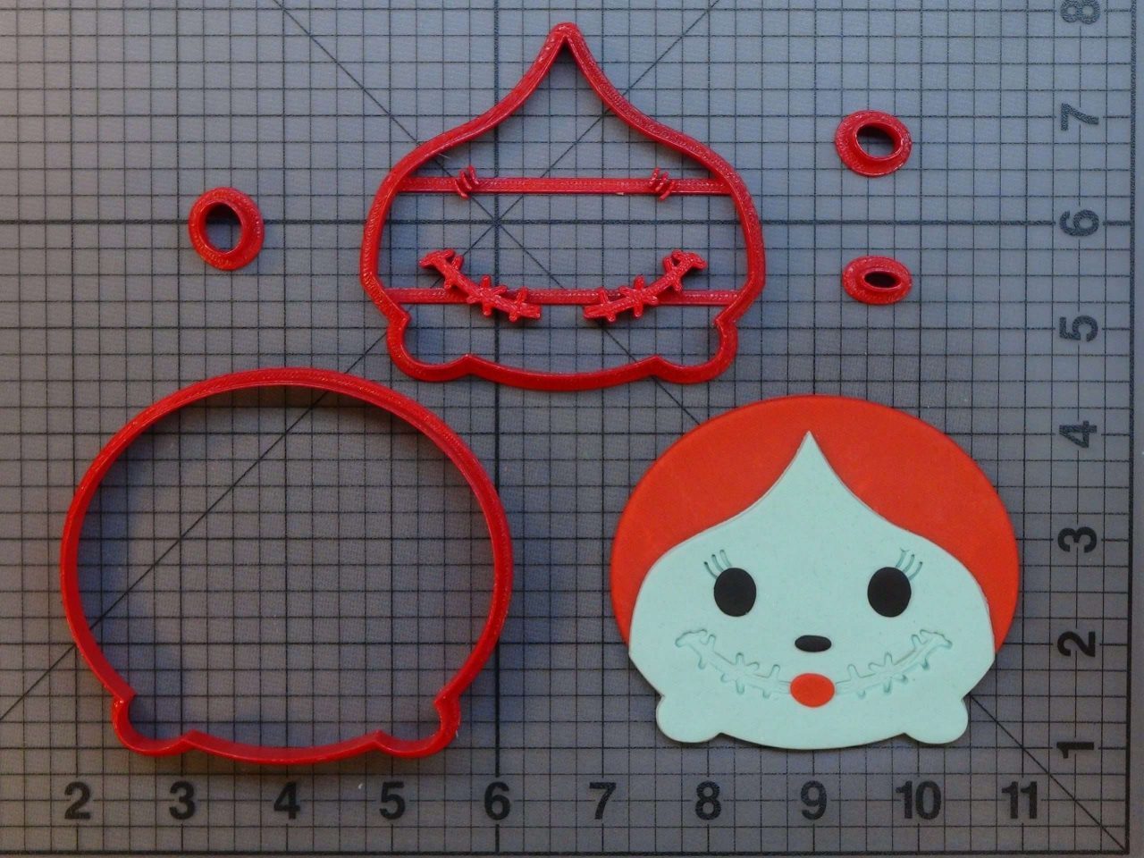 Nightmare Before Christmas - Sally 266-B969 Cookie Cutter Set