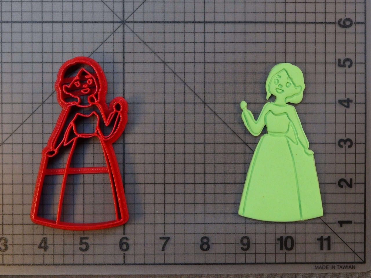 Bride 266-C137 Cookie Cutter