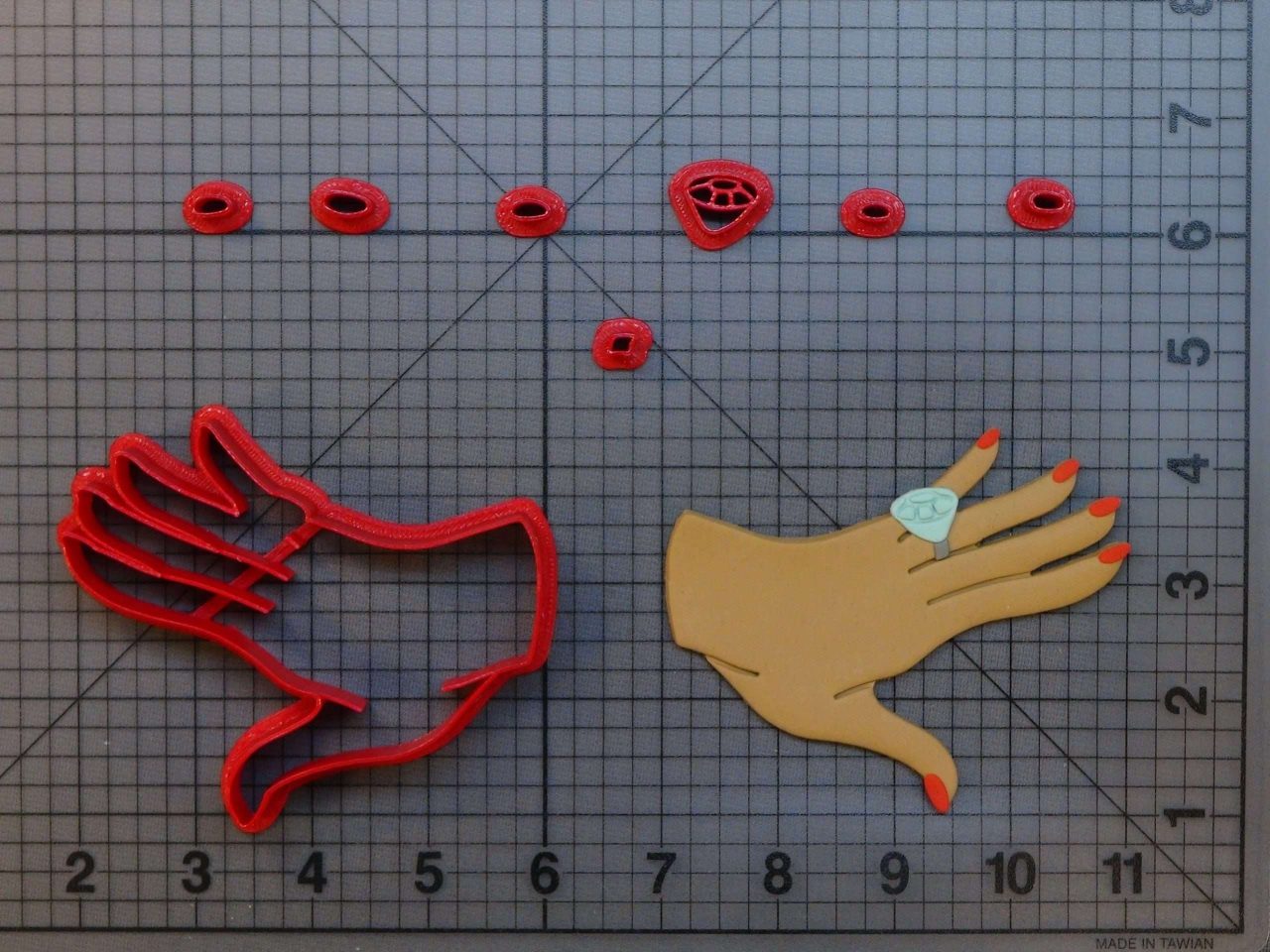 Engagement Hand with Ring 266-C089 Cookie Cutter Set