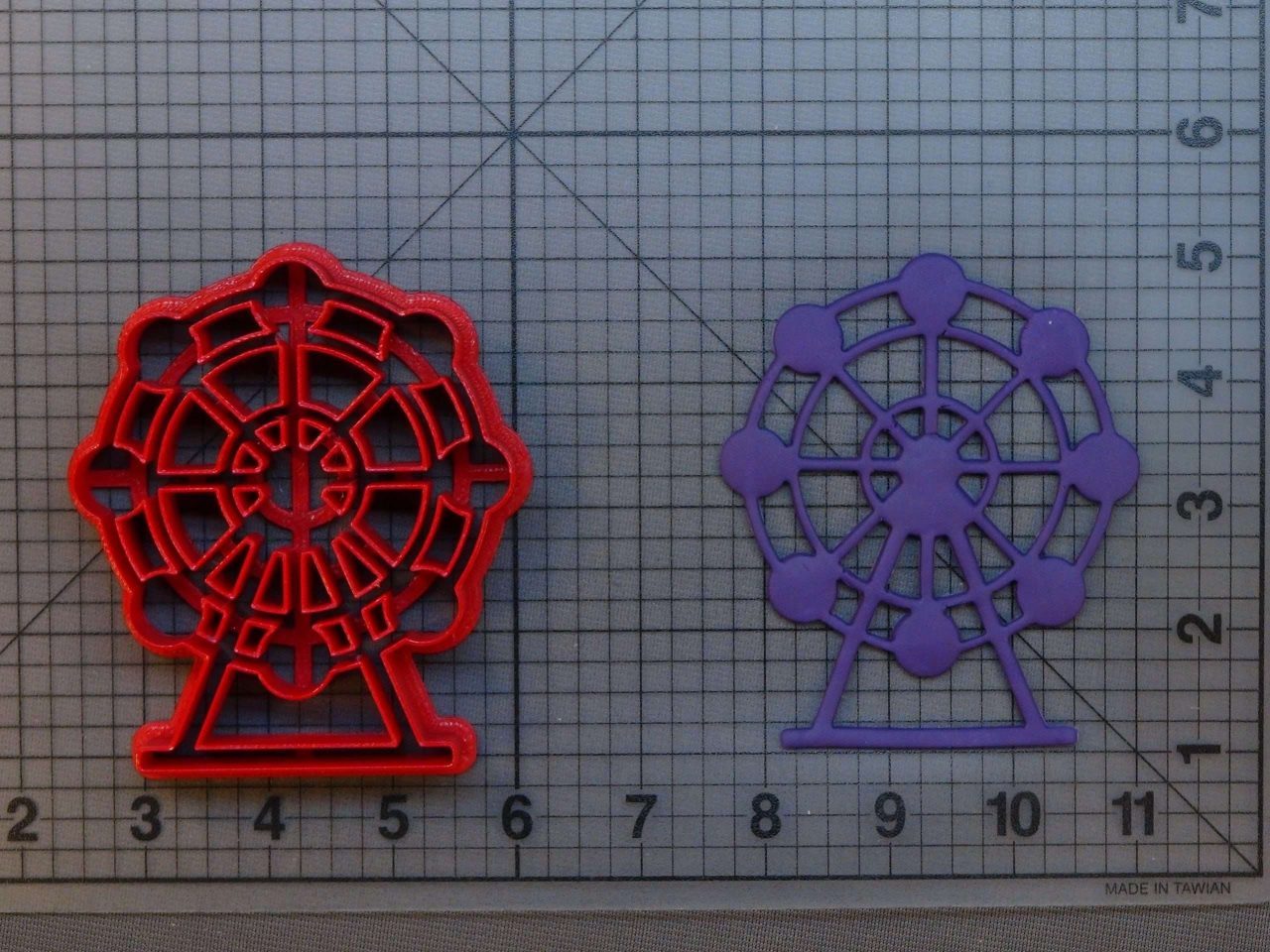 Ferris Wheel 266-C083 Cookie Cutter