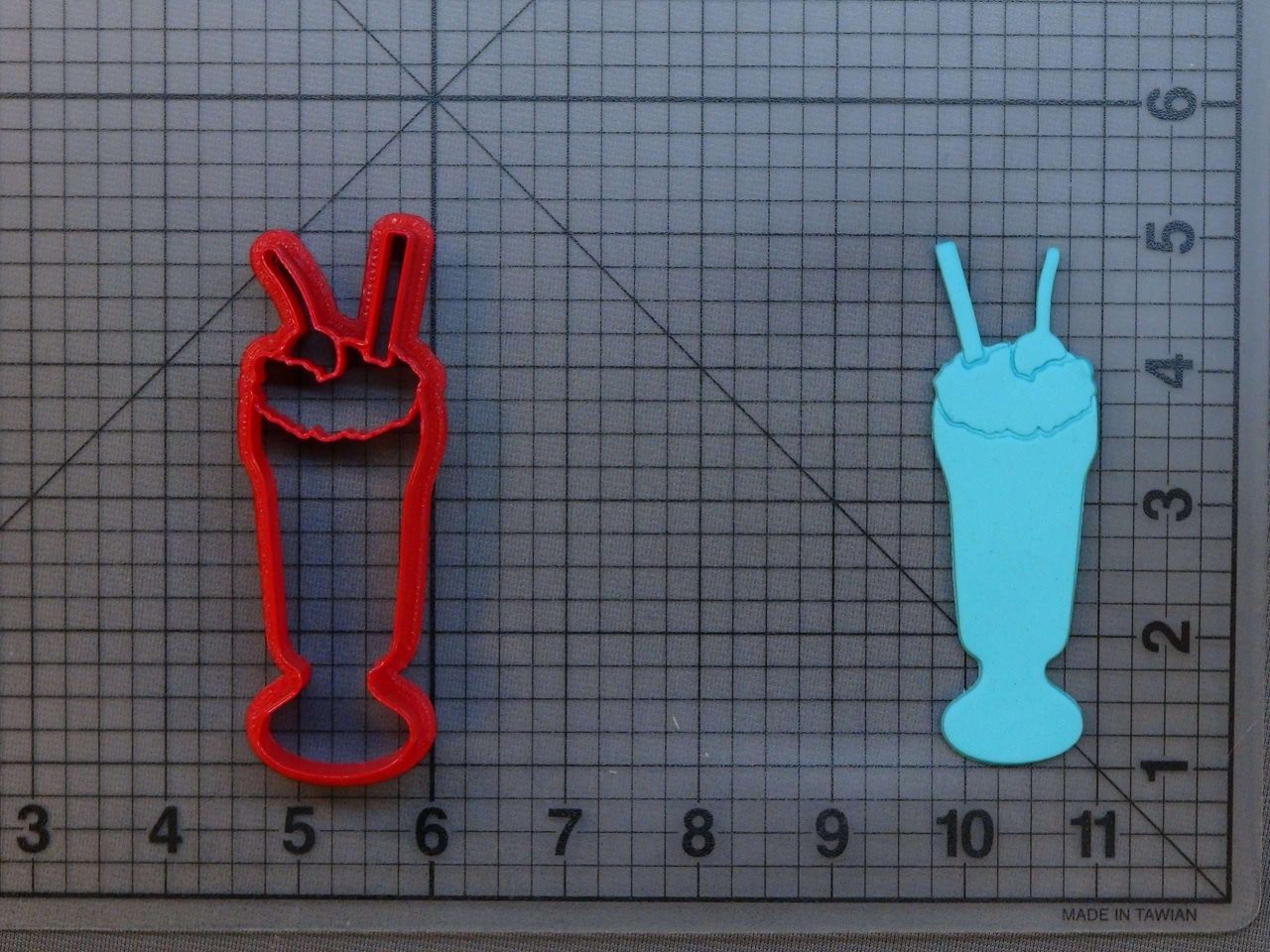 Malt Milkshake 266-C064 Cookie Cutter