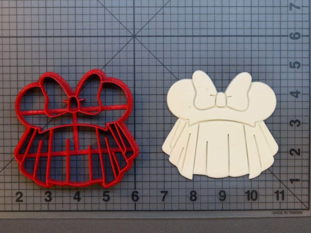Minnie Mouse Ears Bride Veil 266-C080 Cookie Cutter