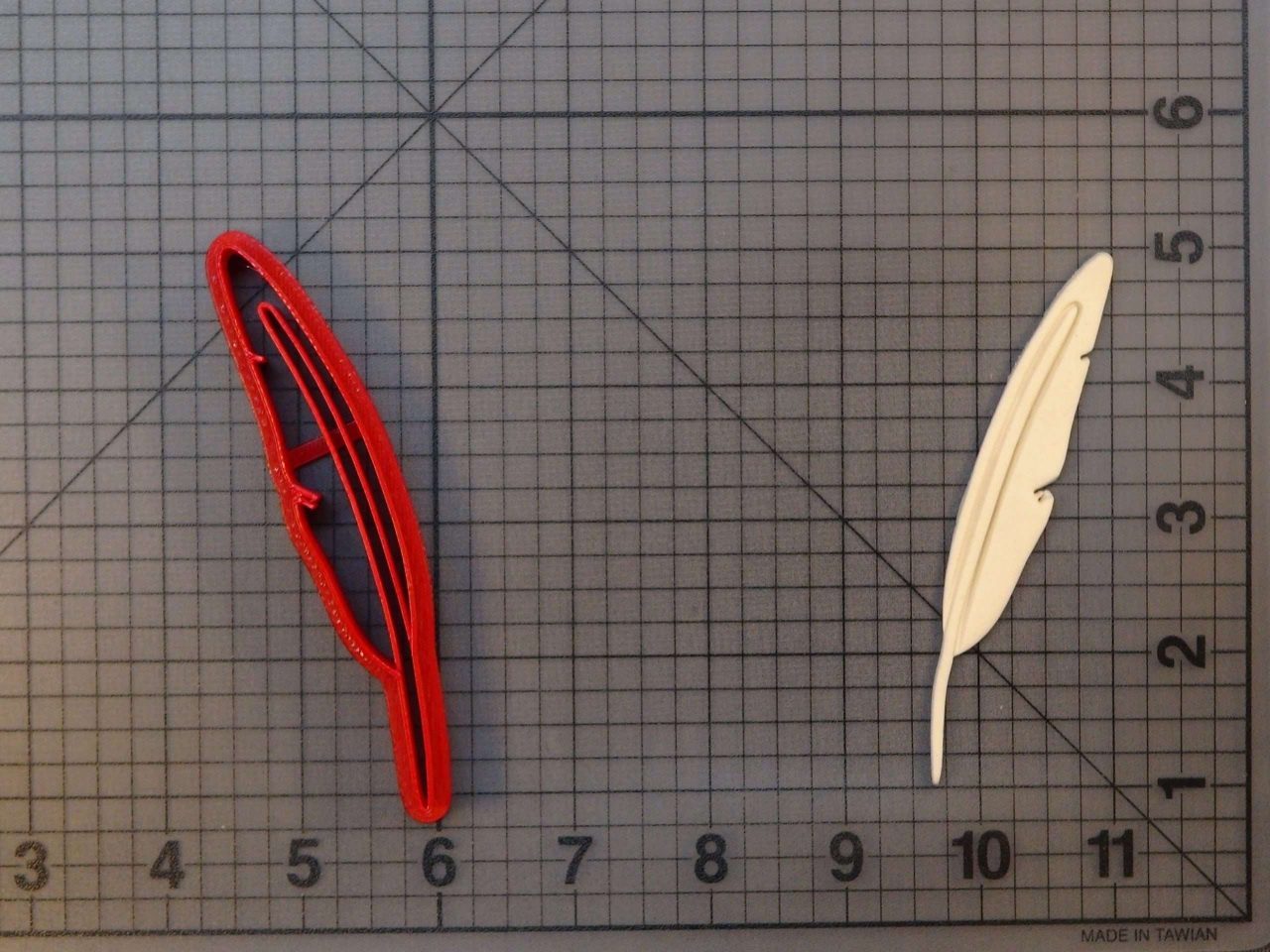 Quill Feather 266-C149 Cookie Cutter