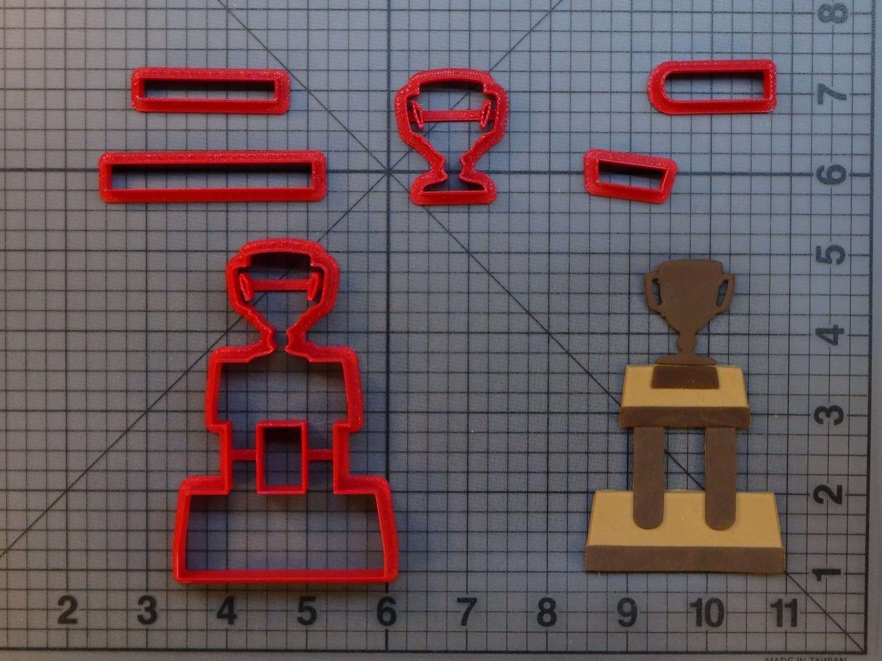 Tiered Trophy 266-C125 Cookie Cutter Set