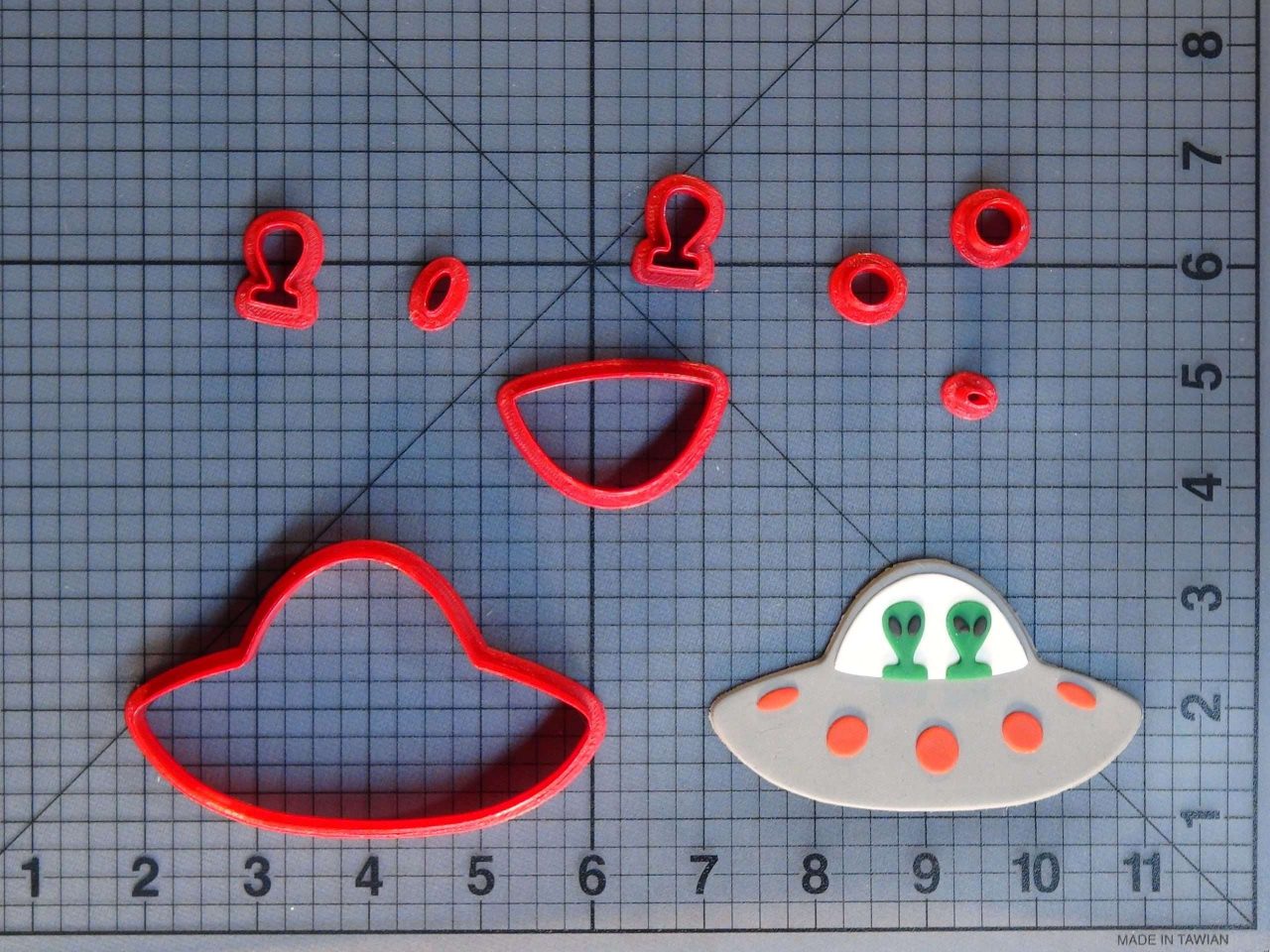 Alien UFO 266-C290 Cookie Cutter Set