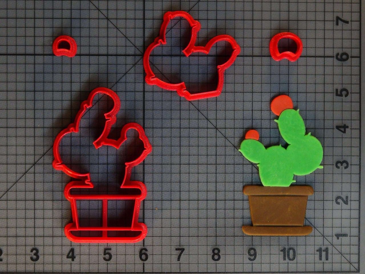 Cactus Plant 266-C371 Cookie Cutter Set