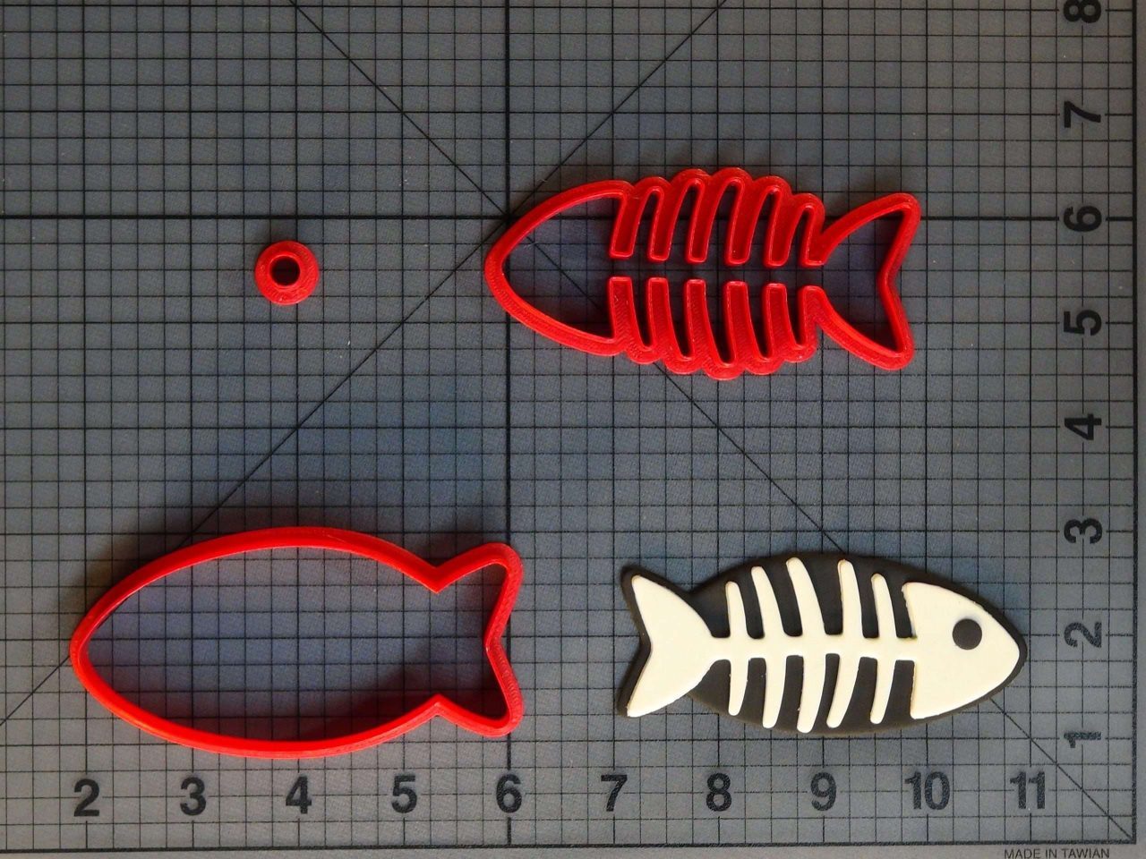 Fish Skeleton 266-C340 Cookie Cutter Set