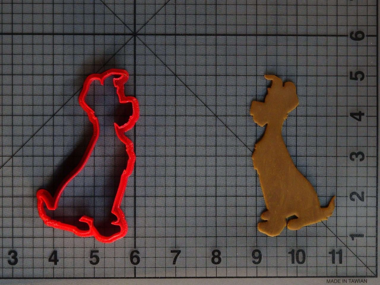 Lady and the Tramp - Tramp Silhouette 266-C359 Cookie Cutter
