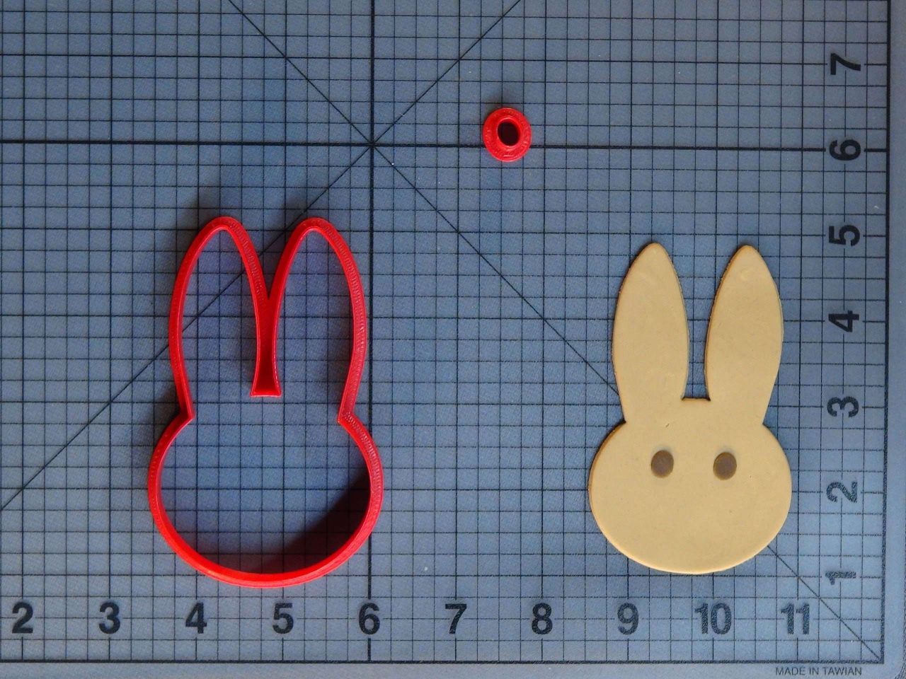 Sailor Moon - Usagi Bunny Cookie 266-C309 Cookie Cutter Set