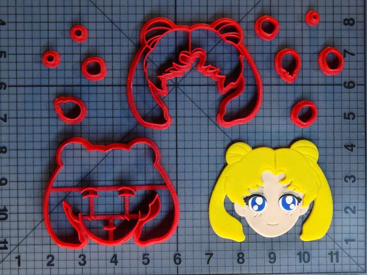 Sailor Moon - Usagi Face 266-C311 Cookie Cutter Set