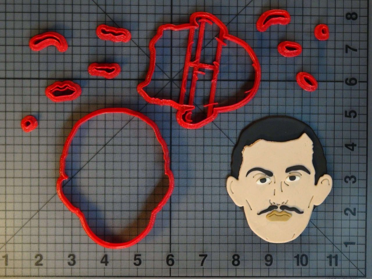 Edvard Munch 266-C548 Cookie Cutter Set