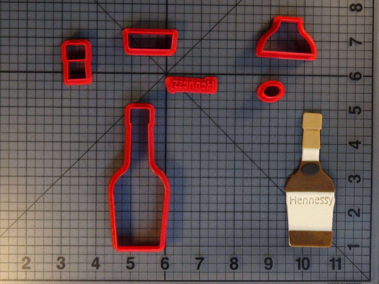 Hennessy Bottle 266-C487 Cookie Cutter Set