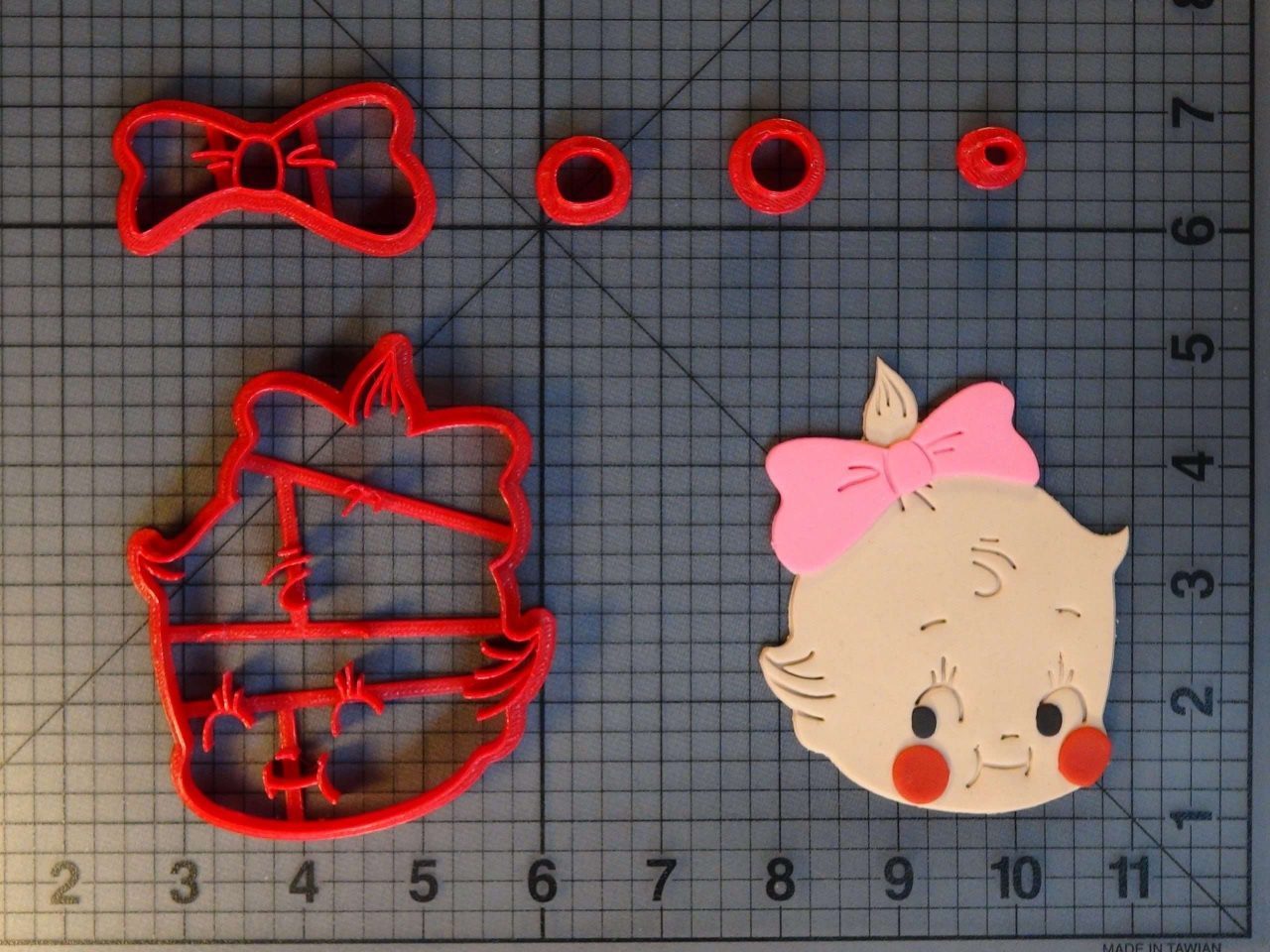 Kewpie - Baby Girl 266-C521 Cookie Cutter Set