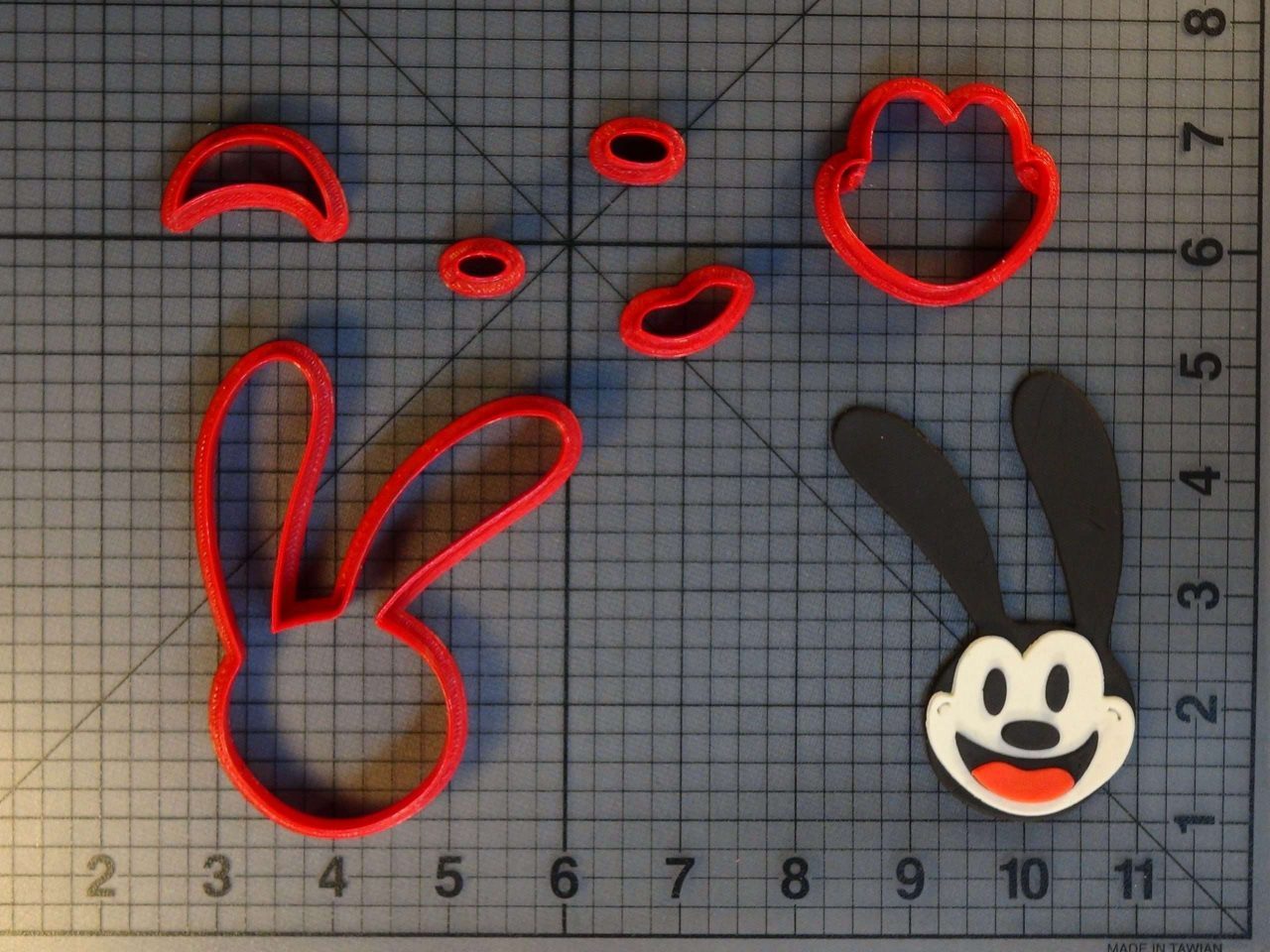 Oswald the Lucky Rabbit 266-C483 Cookie Cutter Set