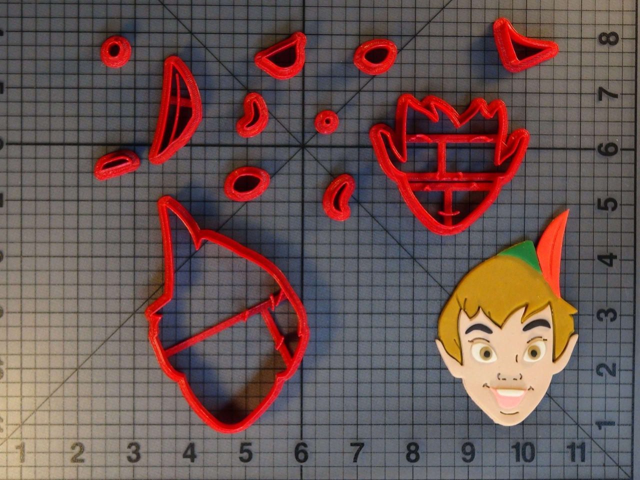 Peter Pan 266-C490 Cookie Cutter Set