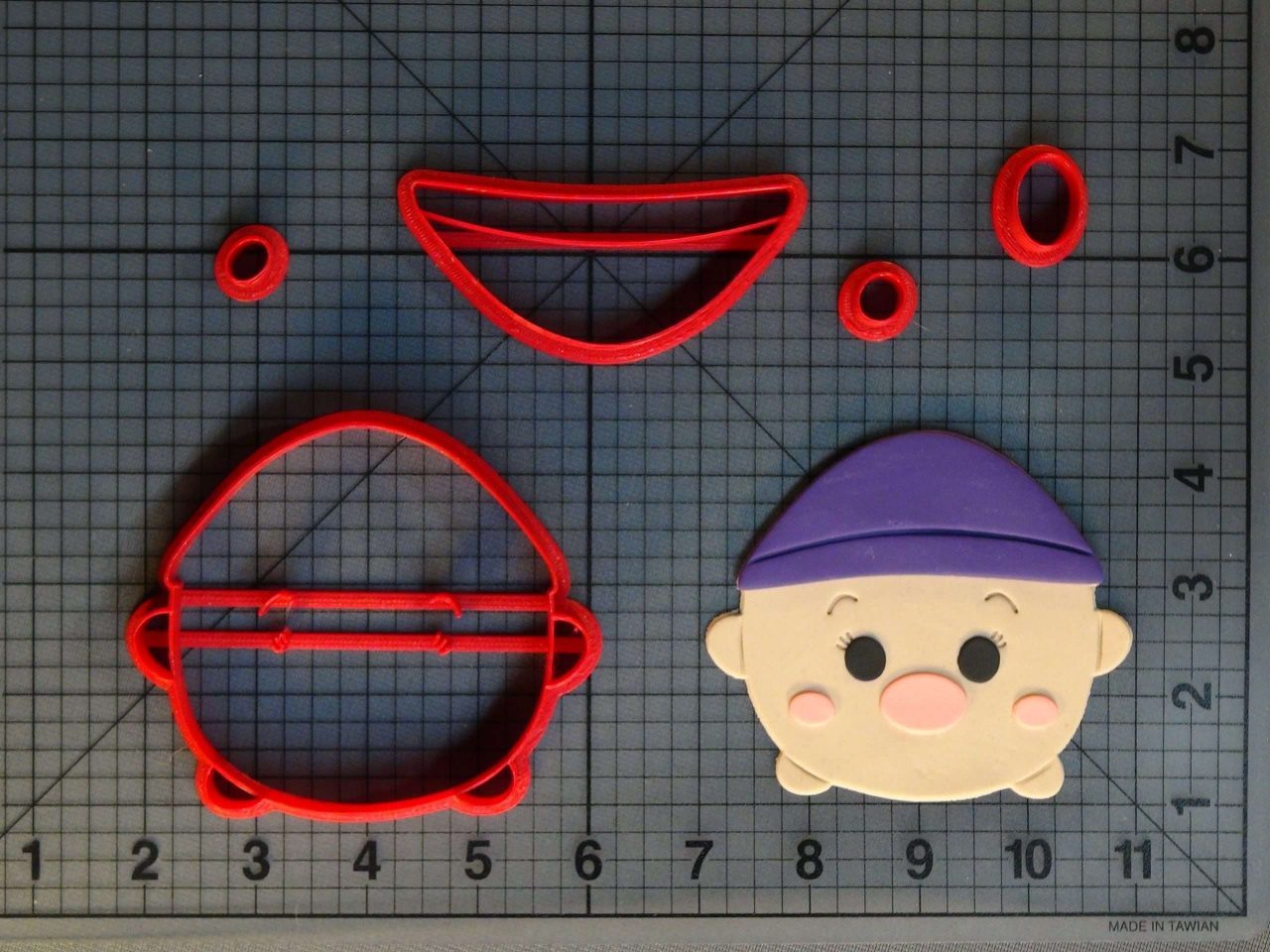Snow White and the Seven Dwarfs - Dopey 266-C474 Cookie Cutter Set