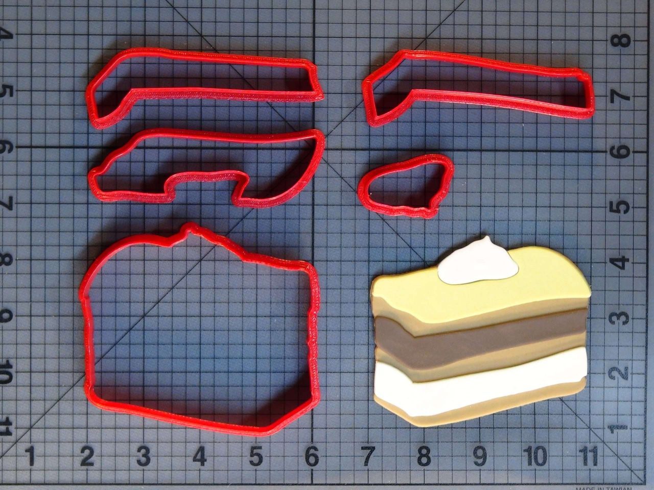 Tea Cake Frosted 266-C270 Cookie Cutter Set