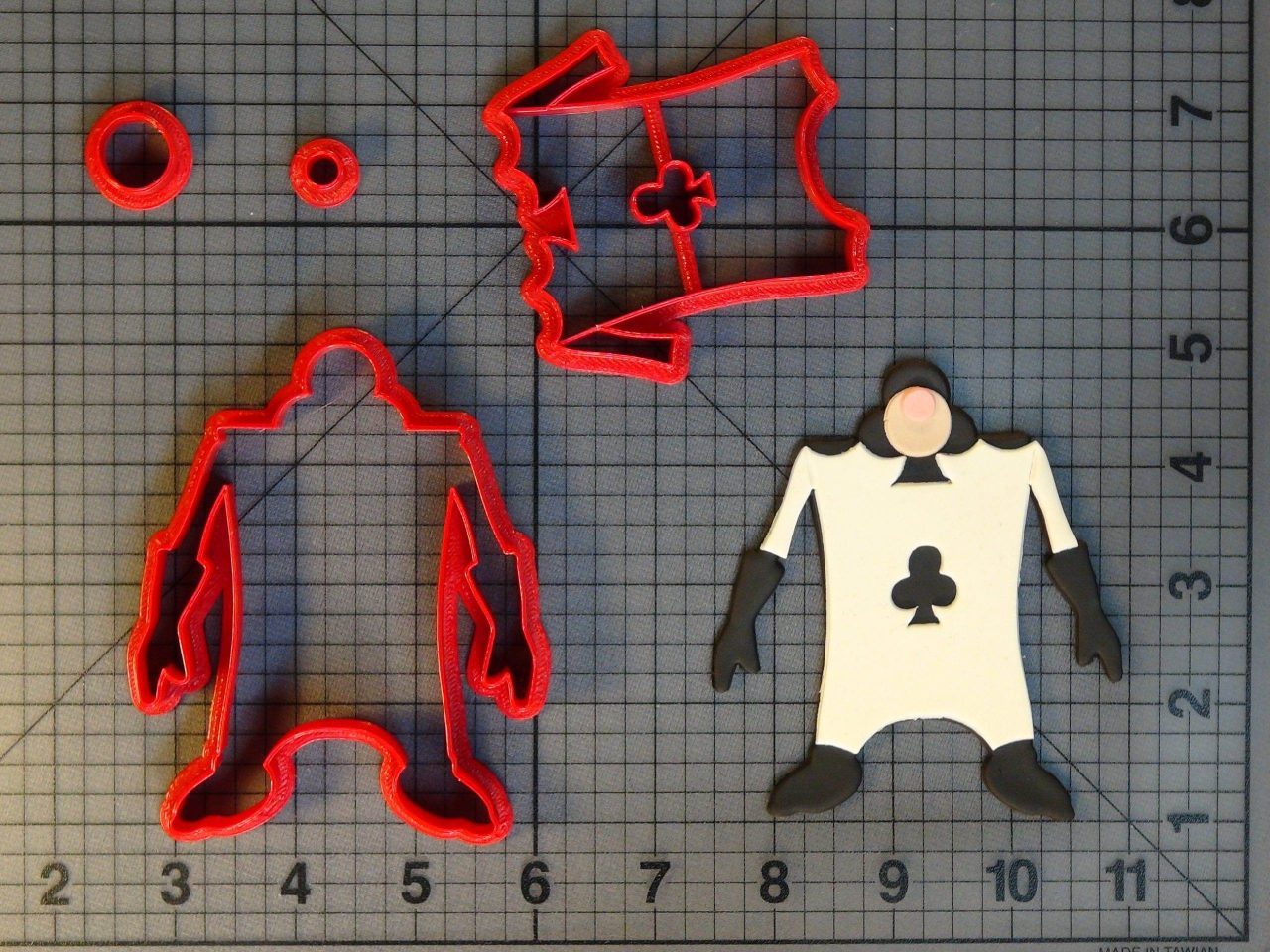 Alice in Wonderland - Card Club 266-C655 Cookie Cutter Set