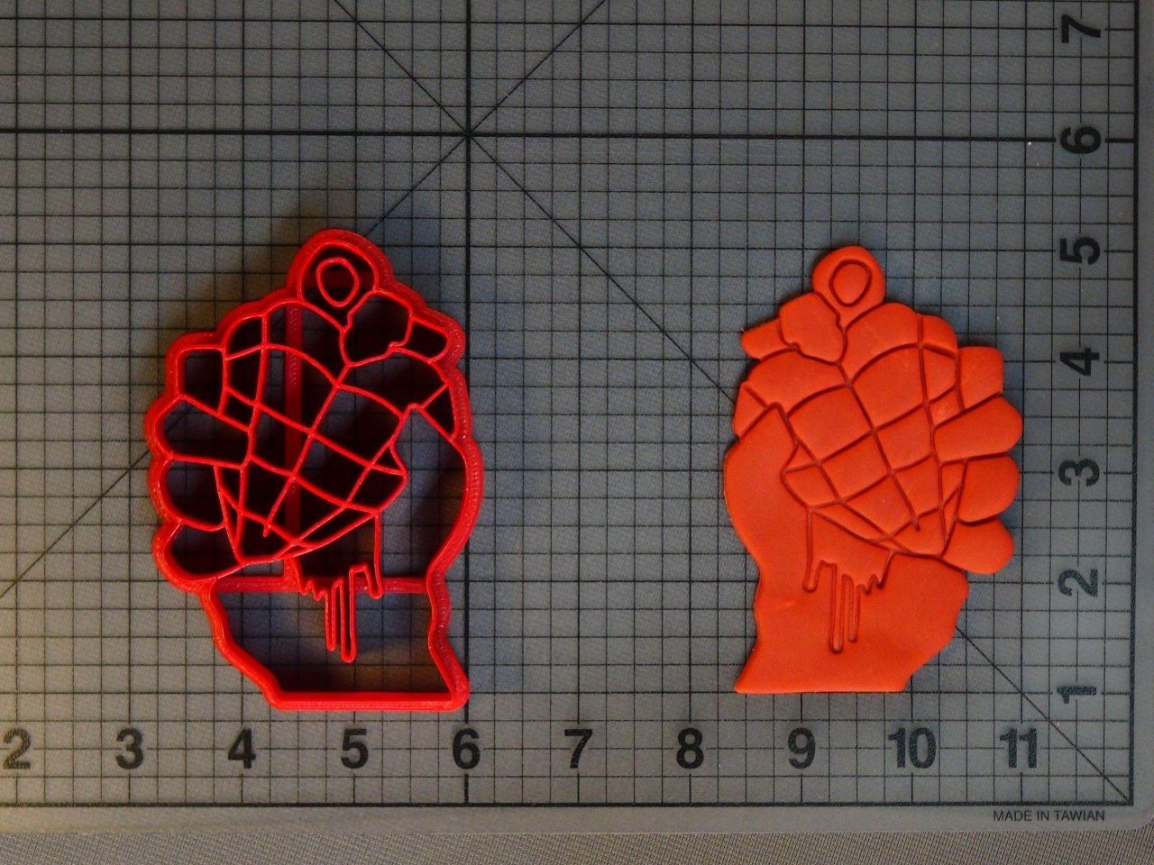 Green Day - Grenade in Hand 266-C609 Cookie Cutter