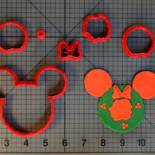Mickey Wreath 266-C674 Cookie Cutter Set