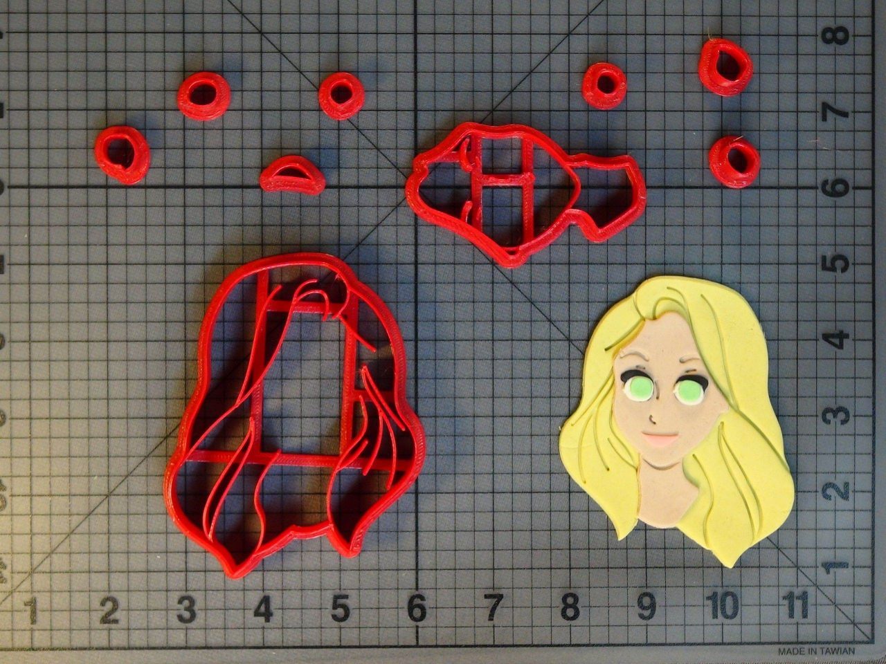 Tangled - Rapunzel Head 266-C679 Cookie Cutter Set