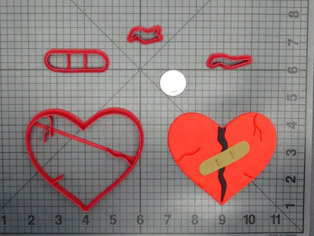 Broken Heart 266-D023 Cookie Cutter Set