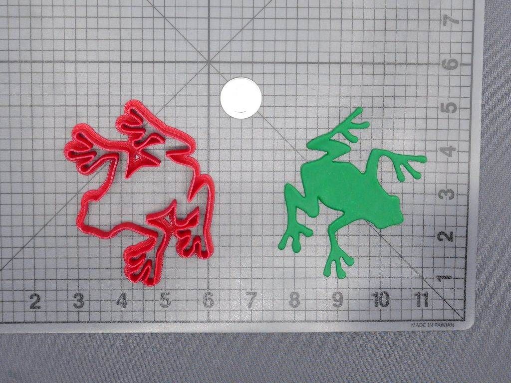 Frog 266-D559 Cookie Cutter Silhouette