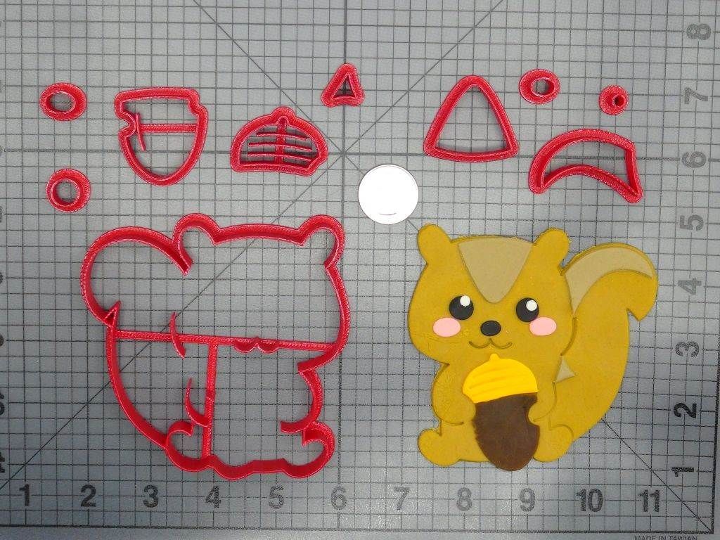 Squirrel with Nut Body 266-D400 Cookie Cutter Set