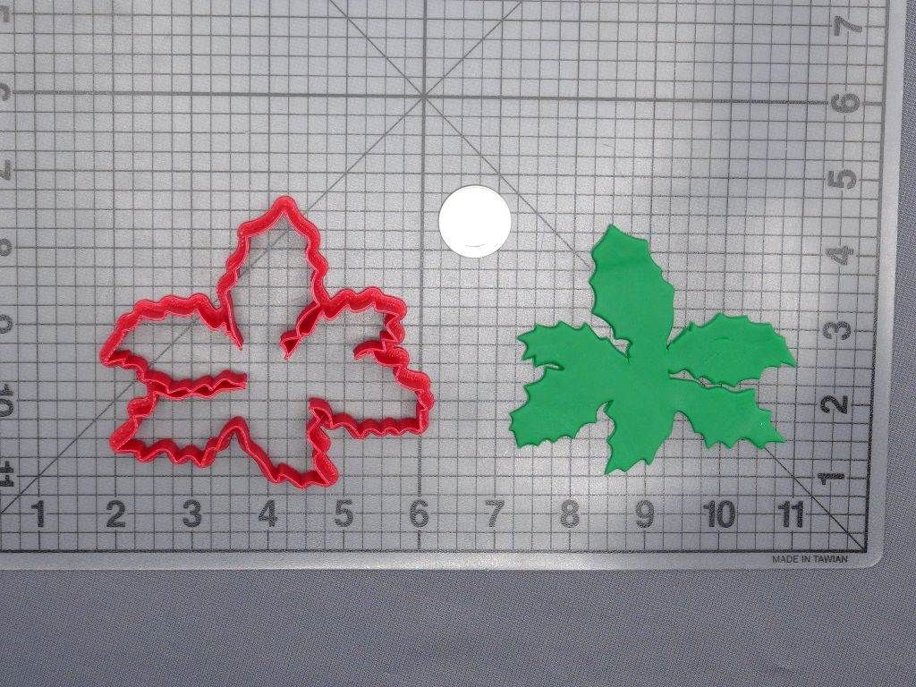Christmas - Holly 266-E193 Cookie Cutter Silhouette