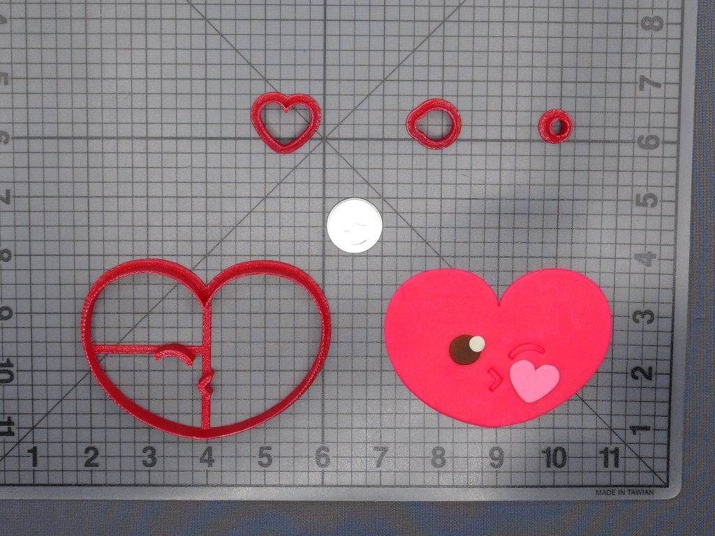 Heart Winking 266-E583 Cookie Cutter Set