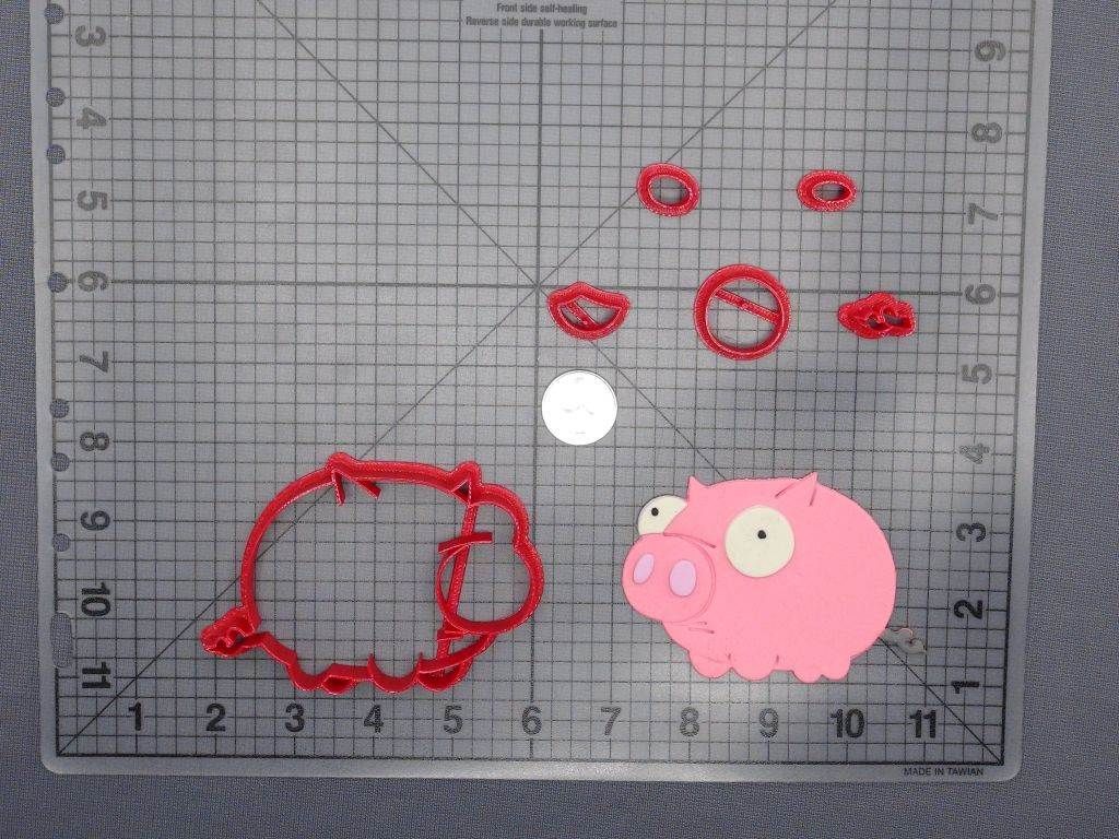 Invader Zim - Pig 266-E110 Cookie Cutter Set