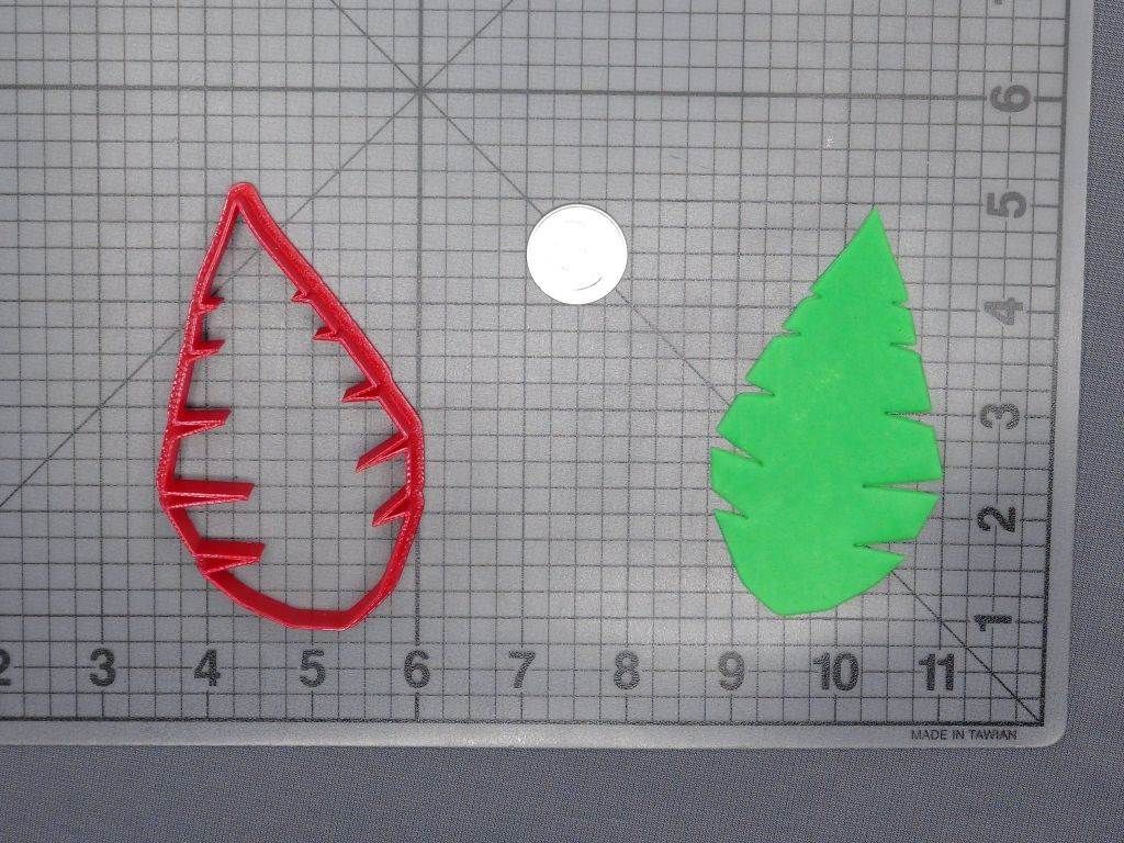 Palm Tree Leaf 266-D773 Cookie Cutter Silhouette