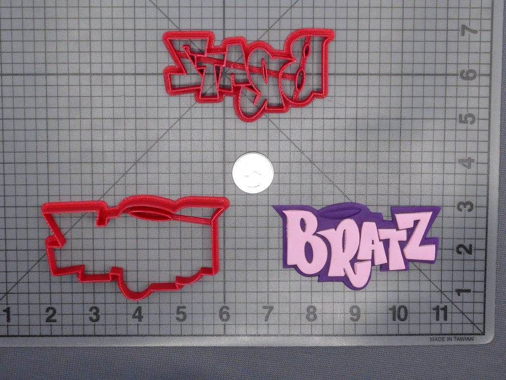 Bratz Logo 266-E279 Cookie Cutter Set