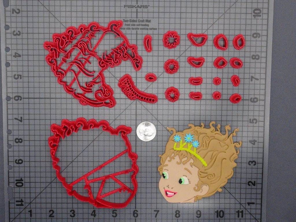 Fancy Nancy Head 266-E331 Cookie Cutter Set