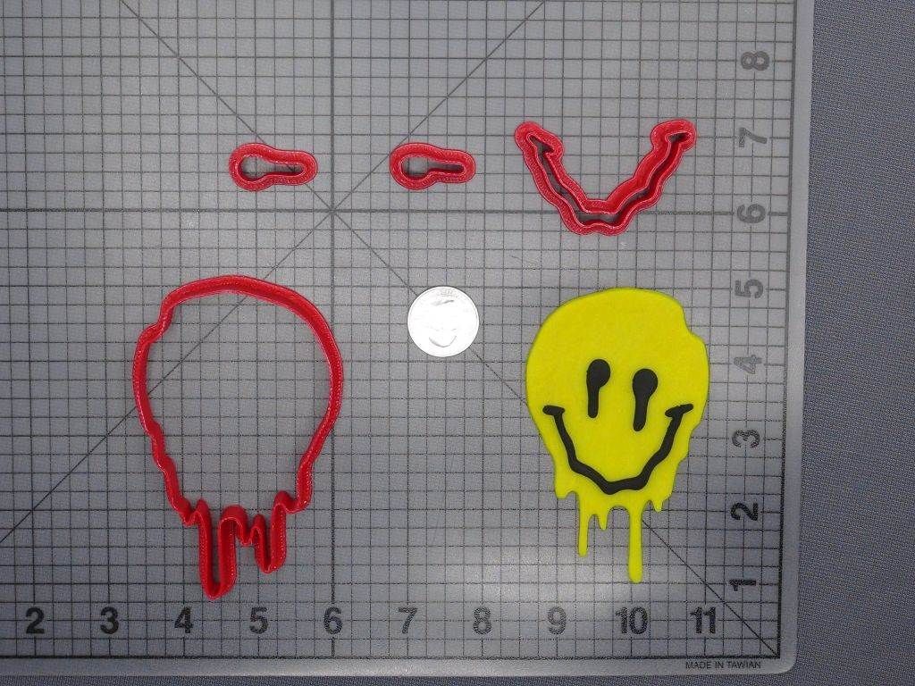 Smiley Face Melting 266-D926 Cookie Cutter Set