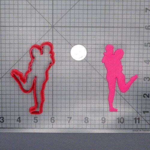 Embracing Couple 266-E908 Cookie Cutter Silhouette