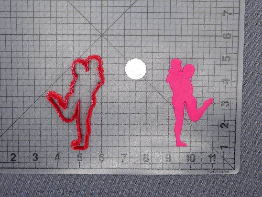 Embracing Couple 266-E908 Cookie Cutter Silhouette