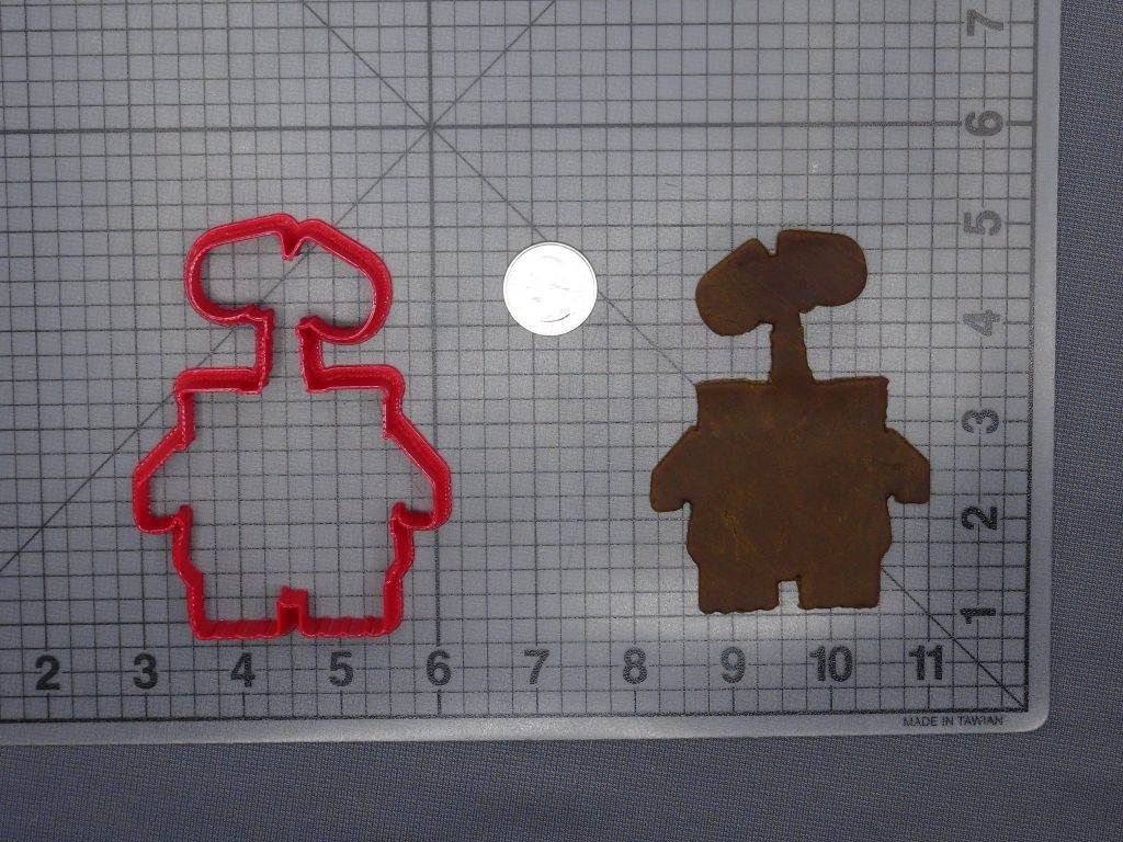 WALL-E Robot Body 266-E829 Cookie Cutter Silhouette