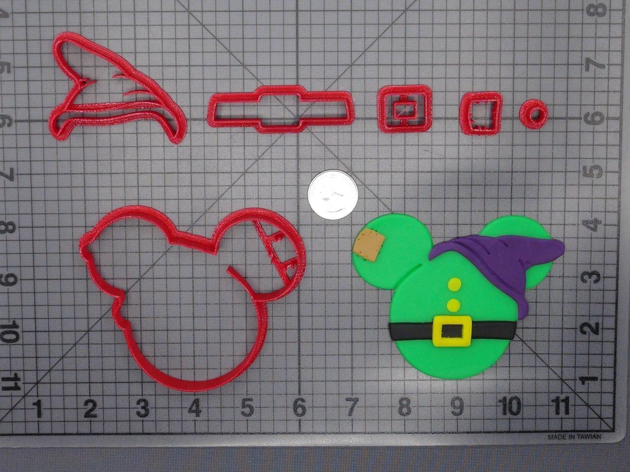 Disney Ears - Snow White - Dopey 266-F287 Cookie Cutter Set