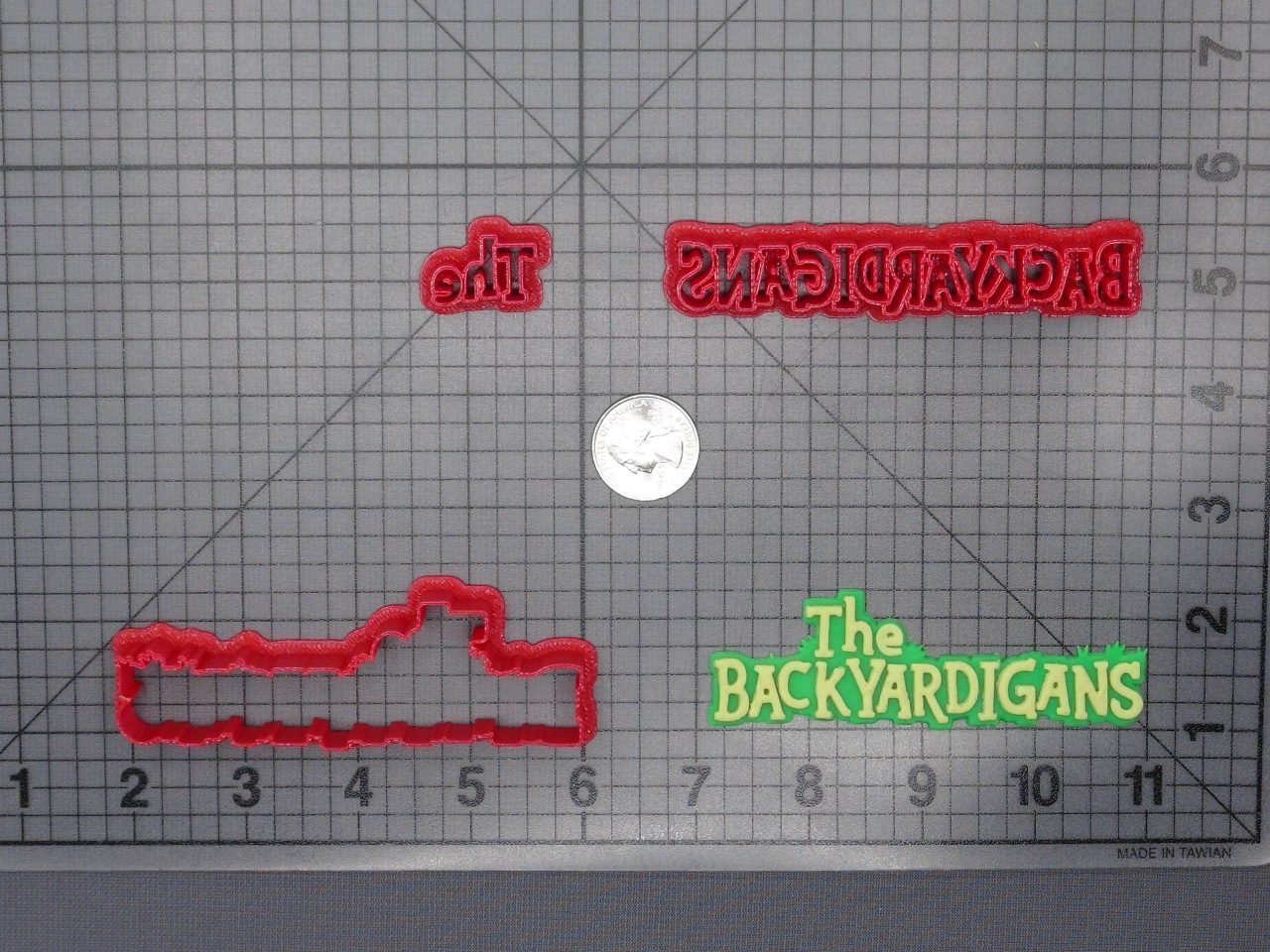 The Backyardigans - Pablo Penguin Head 266-F257 Cookie Cutter Set