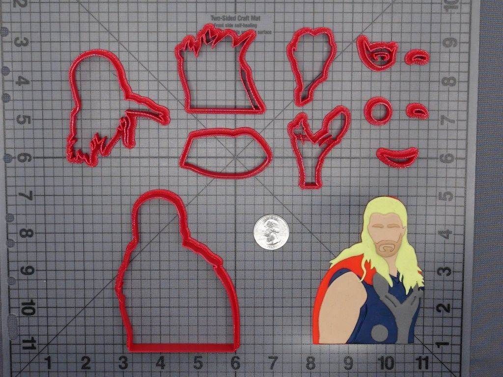 Thor Chris Hemsworth 266-E925 Cookie Cutter Set